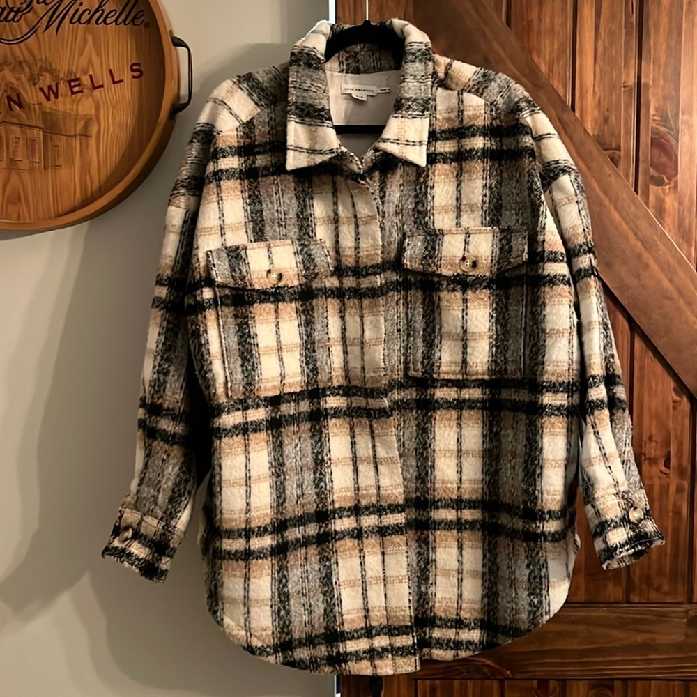 Good American Neutral plaid Shacket size 3-4/large extra large